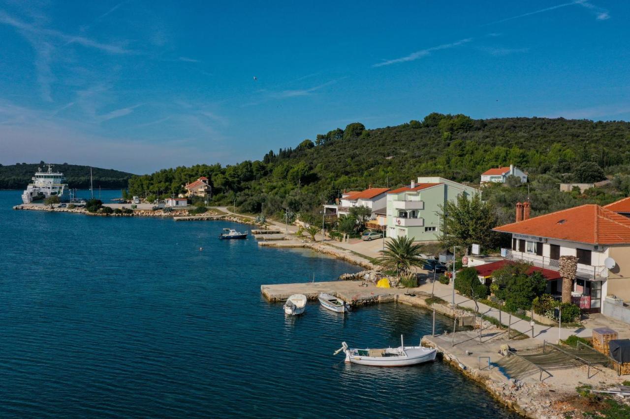 Apartments With A Parking Space Brbinj, Dugi Otok - 8160 Екстер'єр фото