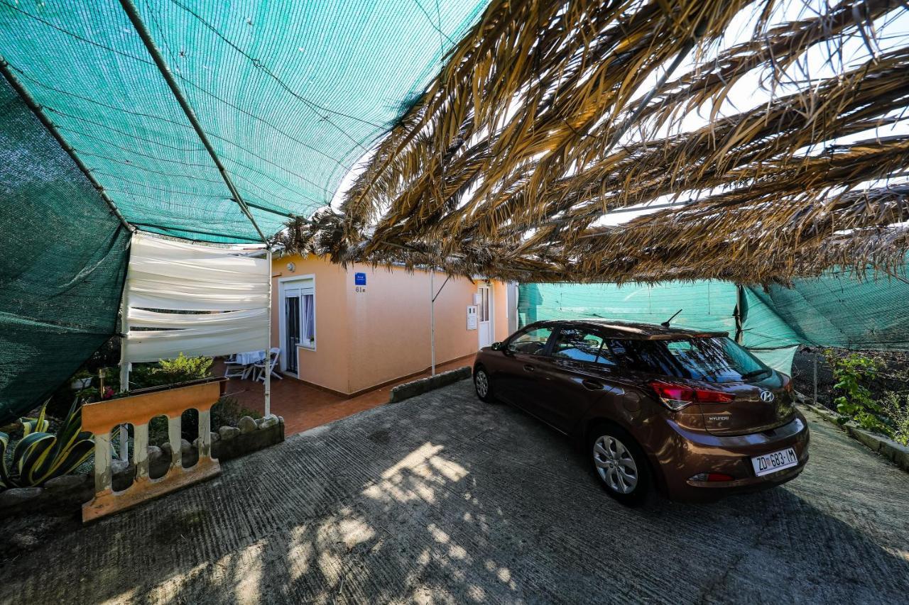 Apartments With A Parking Space Brbinj, Dugi Otok - 8160 Екстер'єр фото