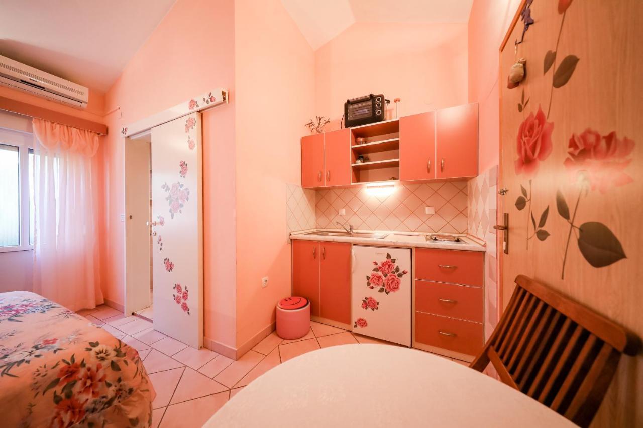 Apartments With A Parking Space Brbinj, Dugi Otok - 8160 Екстер'єр фото